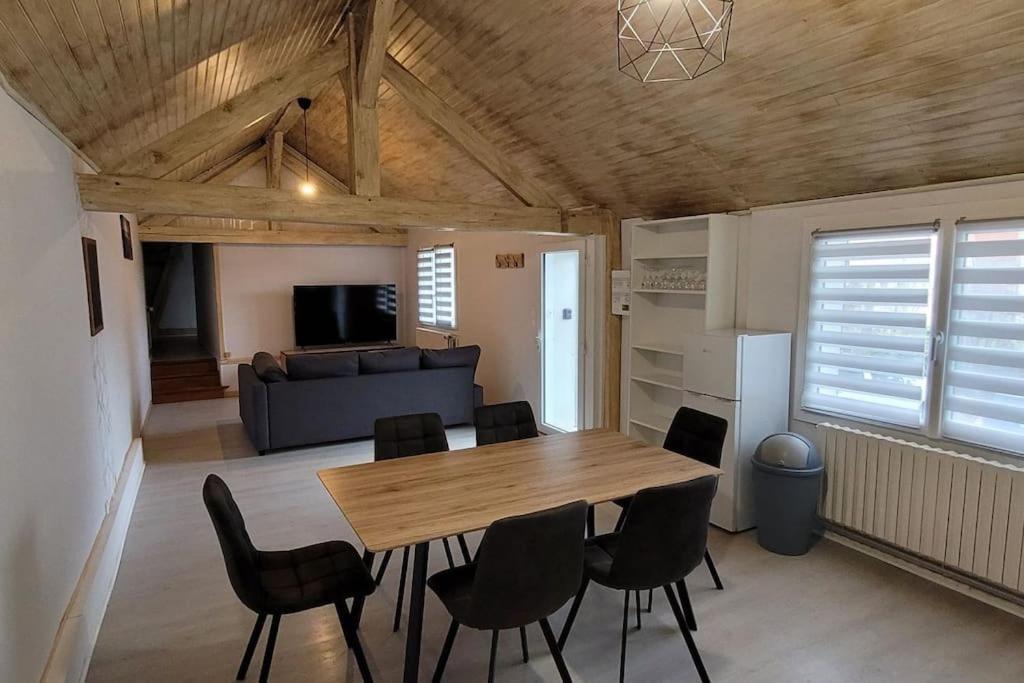 La Maison De L'Abeille De Percey Longeau-Percey Εξωτερικό φωτογραφία
